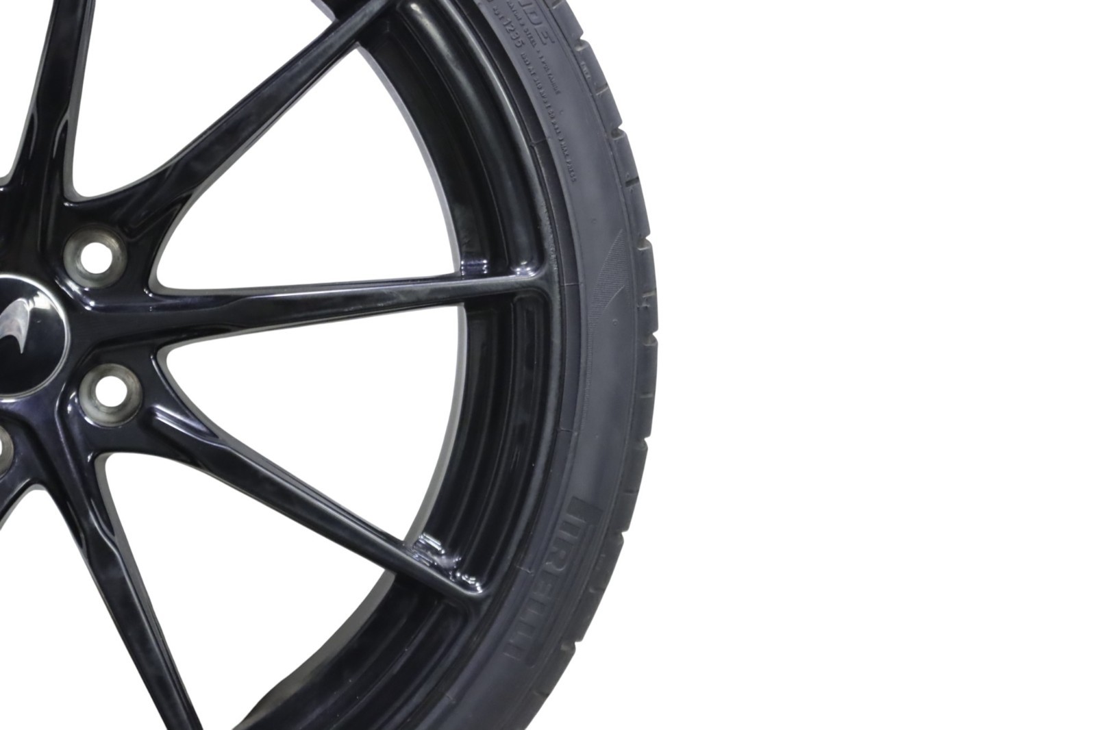 McLaren 600LT Original Front 19 inch 19 x 8 Wheel Rim & Tire 2019 2020 OEM