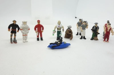 Lot 12 Mini Action Man Figurines 2001 - Photo 1/3