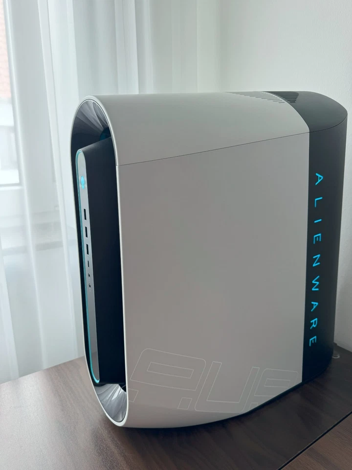 Alienware Aurora R11 Gaming PC - Excellent Condition - i5-10600KF | RTX 2060 | 16GB RAM - Image 4 of 4