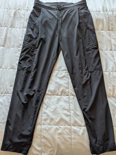 Athleta Go Far Travel Venture Pant Size 8 Black Stretch Lightweight Hiking