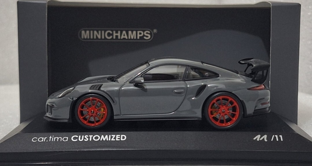 Porsche 911 (991) GT3 RS 2015 Grey/ Red 1:43 Minichamps
