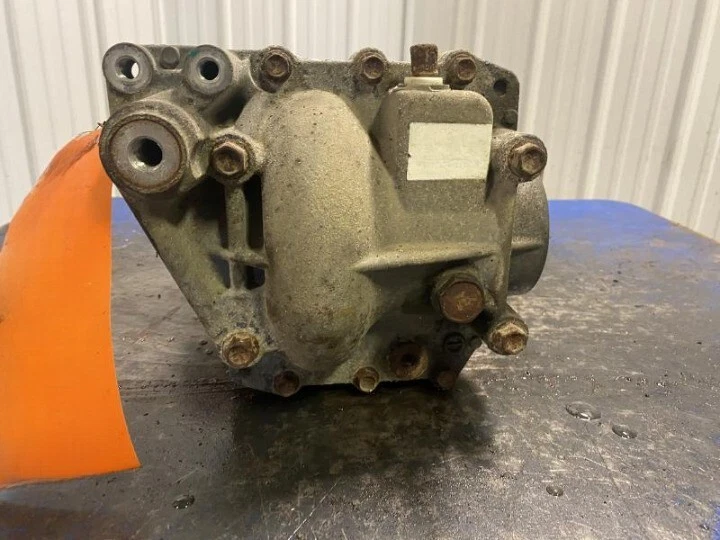 2007-2017 Jeep Patriot Rear Axle Differential Carrier Assembly without Off Road Foto 2 de 4