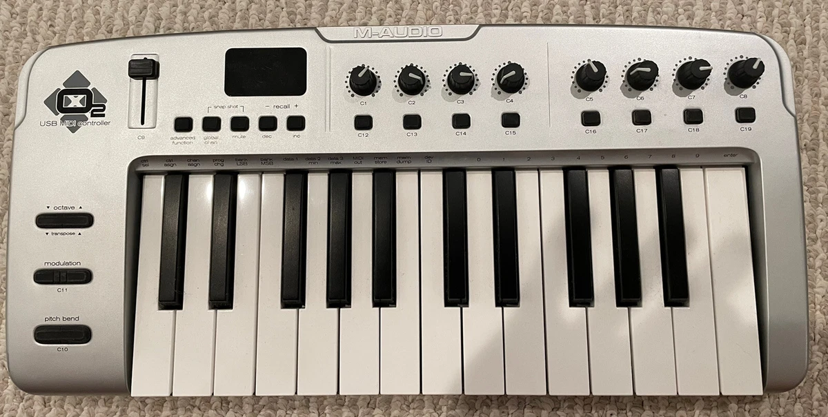 M-AUDIO O2 MIDI CONTROLLER KEYBOARD W/ ASSIGNABLE CONTROLS- NO POWER SUPPLY eBay M-AUDIO O2