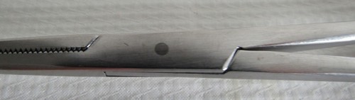 Pilling Teleflex 34-2571 Sarot Arterie Medium Klemmzange 7-1/2" gebogen Germany - Bild 11 von 11