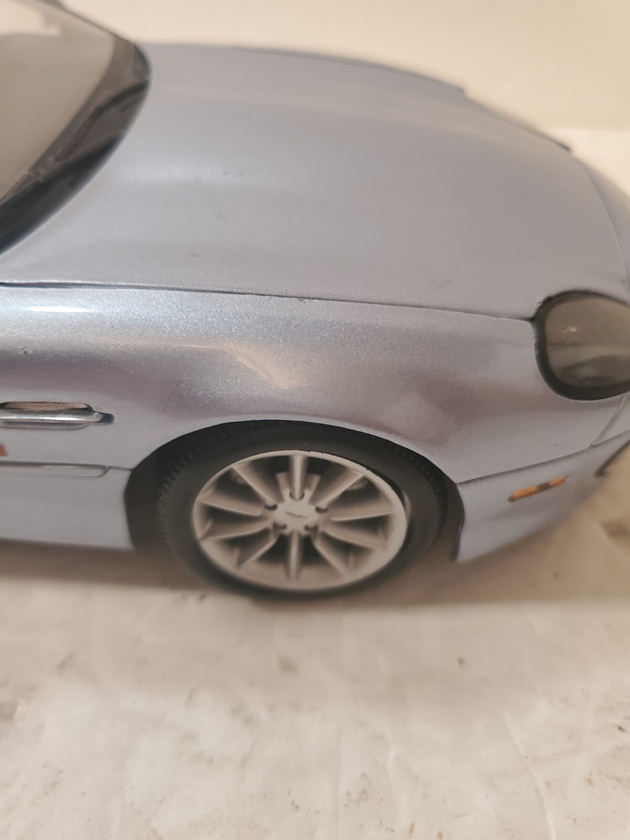 MAISTO 1/18 SCALE BLUE ASTON MARTIN DB7 VANTAGE | eBay