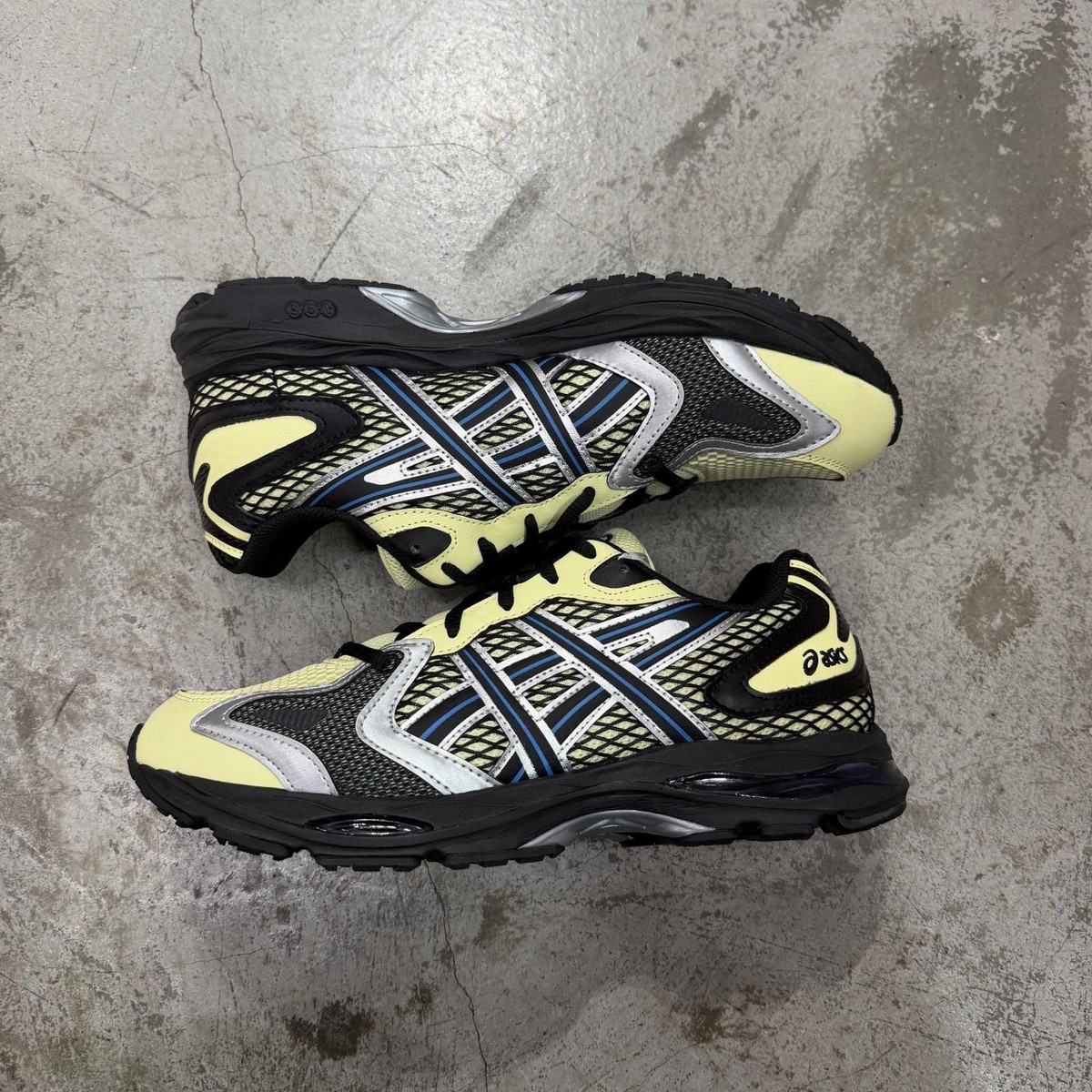 Domestic Regular Asics Sportsgel-K1011 Gel Sneakers 1203A756-750 Black 17216M View 3