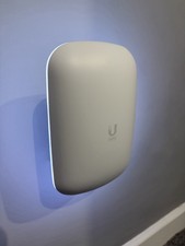 Ubiquiti UniFi U6 Extender WiFi 6 Access Point / Range Extender + UK Adapter