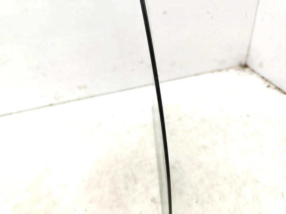 Volkswagen Golf III escotilla 4/5D 1995 puerta trasera derecha triángulo ventilación ventana cristal  Foto 2 de 4