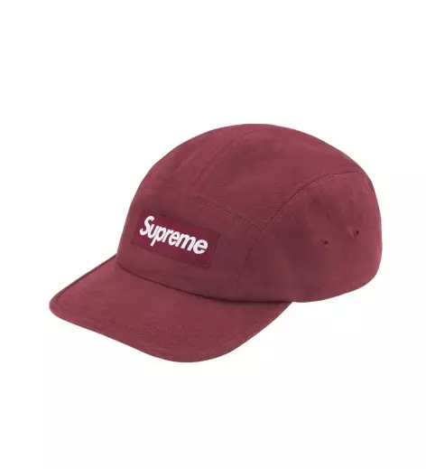 Casquette de camp Supreme Denim rouge cardinal FW24 en main envoi rapide boîte à épeler logo