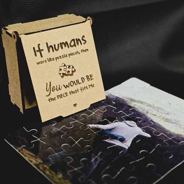 Rompecabezas personalizado. Cualquier foto. Texto personalizado. Caja de regalo de madera.