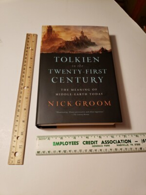 Tolkien in the Twenty-First Century: The Meaning of Middle - HC 2023