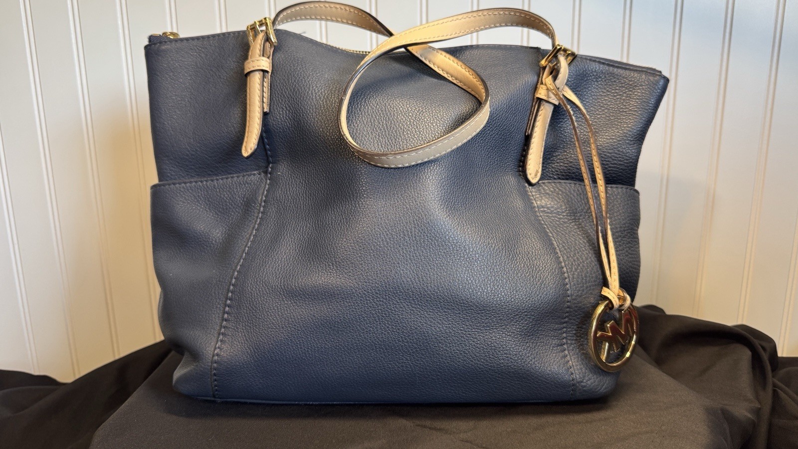 Michael Kors Blue Pebbled Shoulder Bag Gold Hardware Logo Charm