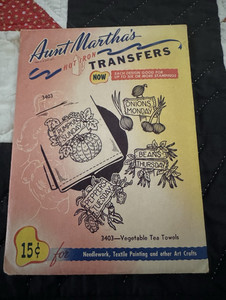 Aunt Martha’s Hot Iron Transfers No. 3403 Vegetable Tea Towels Vintage UNCUT
