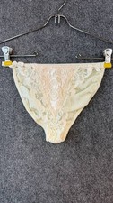 Vintage Victoria  s Secret Lace Bikini Panties Ivory Size M6