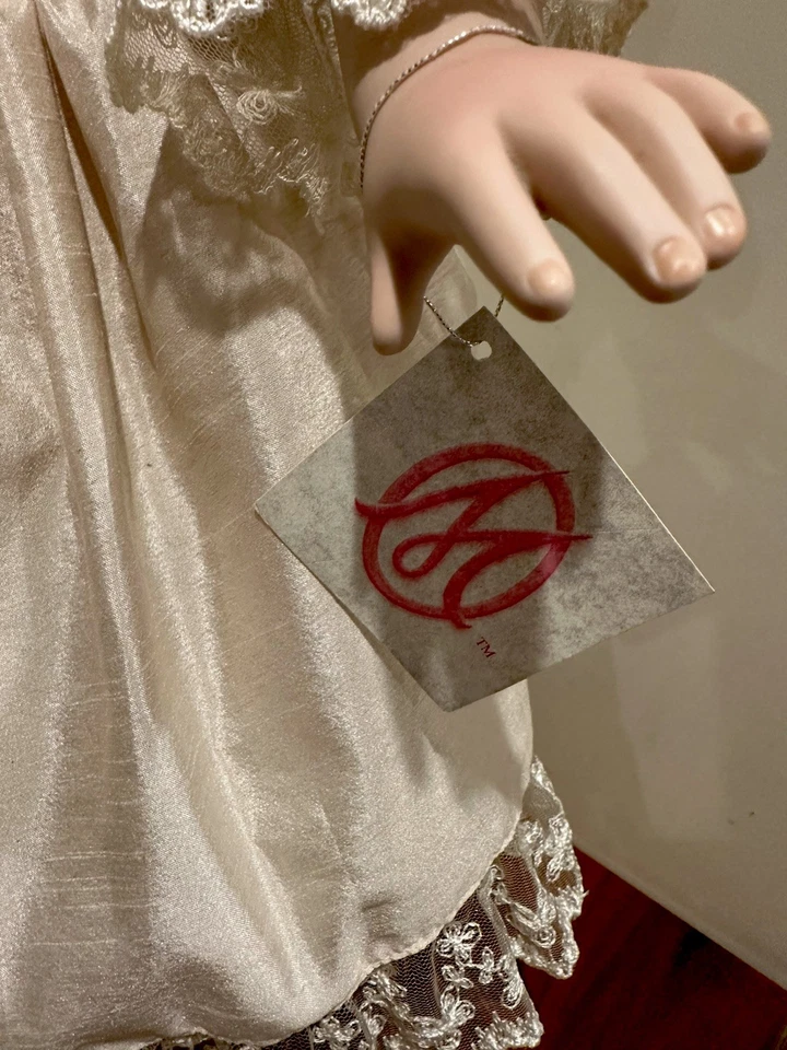 "Muñeca Vivian de 20"" de porcelana marca carisma Marie Osmond edición limitada 347/750 rara de colección" Foto 3 de 4