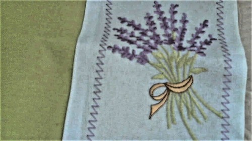 Lavender/Lime Green Table Run 19" x 39" 4 Lavender Cotton Placemats 18" x13" Set - Bild 6 von 10