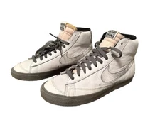 Nike Size 8 Blazer Mid 77 EMB WHITE SMOKE BLACK GRAY USA8 