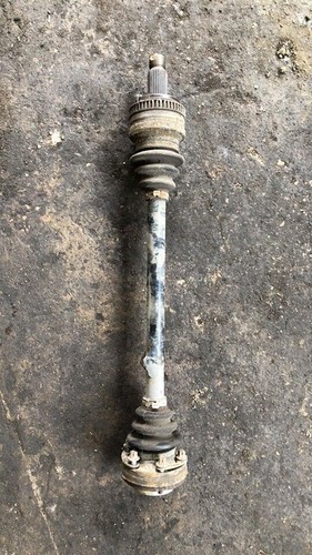 BMW 1ER BENZIN ANTRIEBSWELLE BEIFAHRERSEITE HINTEN LINKS 7523959