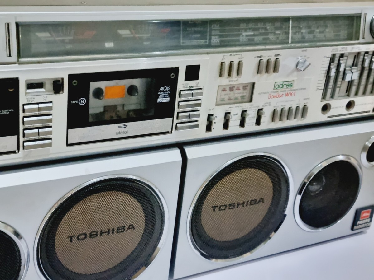 VINTAGE TOSHIBA BOMBEAT WX-1 CASSETTE THE BOOMBOX MONSTER - RT