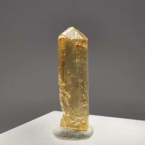 9,12 quilates GEMMY Topacio Imperial / Ouro Preto, Brasil / Piedra preciosa de cristal en bruto - Imagen 5 de 11
