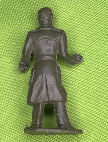 Vintage Plastic Toy Soldier Soviet Union Figure by MPC 2.75 Inch #16 - Picture 2 of 5