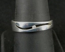 Ring Silver Cut Out Curve with Cubic Zirconia Stone Sterling 925 Size 8.75 Band