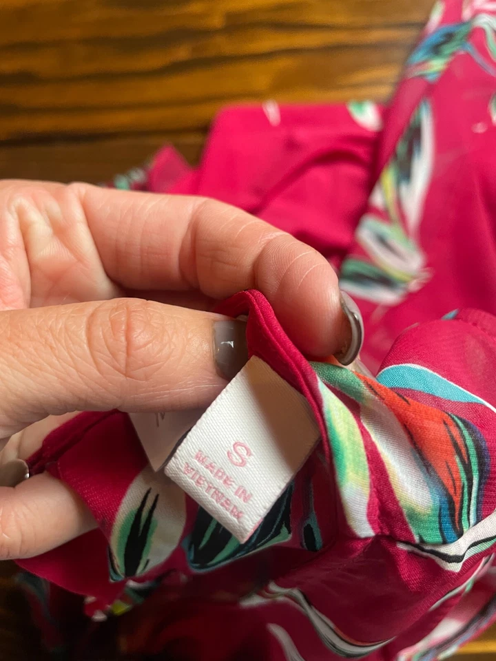 Flutter & Kick Shirt, Women's Size Small, Pink Floral, Maternity, Split Back - Image 4 of 4