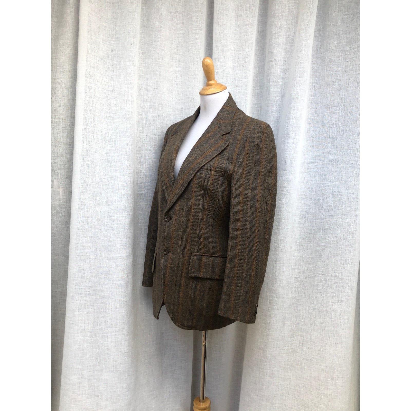 Vintage brown and grey single breasted wool blazer with padded shoulders image 3