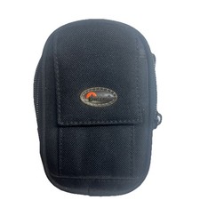 Lowepro Z10 camera pouch in black