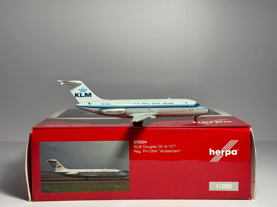 Herpa 1:200 KLM Royal Dutch Douglas DC-9-15 PH-DNA 1960s colores 572224 Foto 2 de 2