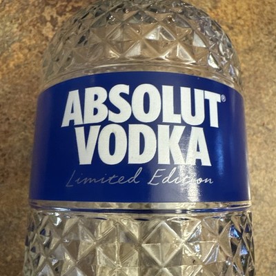 ABSOLUT VODKA LIMITED EDITION DIAMOND PATTERN BOTTLE 700ML EMPTY