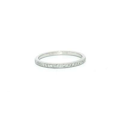Platin 0,45 kt runder gepflasterter Diamant zierlicher Stapel Ewigkeit Ehering Ring