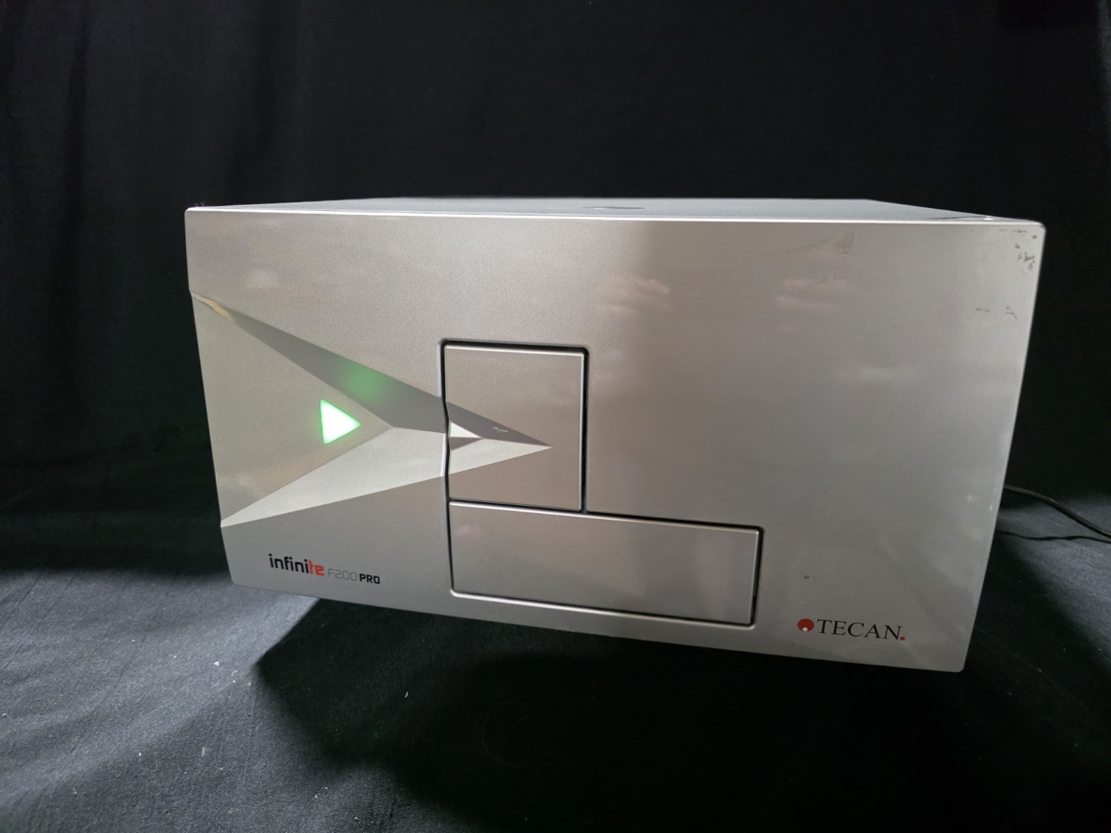 Tecan Infinite F200 Pro MultiMode Plate Reader 30050303 w 4 Options Tested