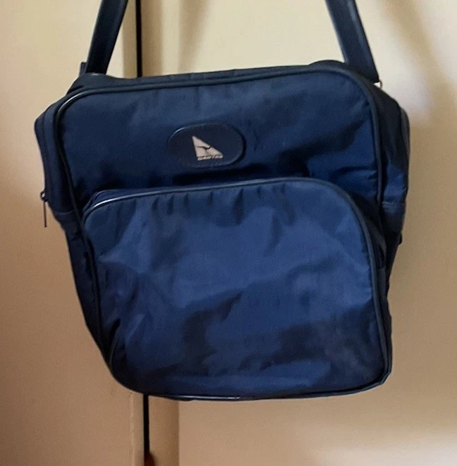 QANTAS Carry On Bag1980s / Shoulder Strap / - Handle - See Photos Please