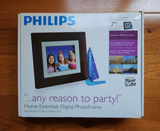Philips 7" Home Essentials Digital Photoframe SPF3407D/G7 Brown Wood LCD NEW