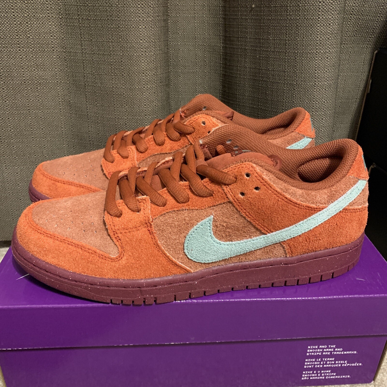 Nike SB Dunk Low Pro Sneakers Mystic Red DV5429-601