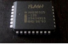 2pcs INTEL AN28F010-120 PLCC32 RH