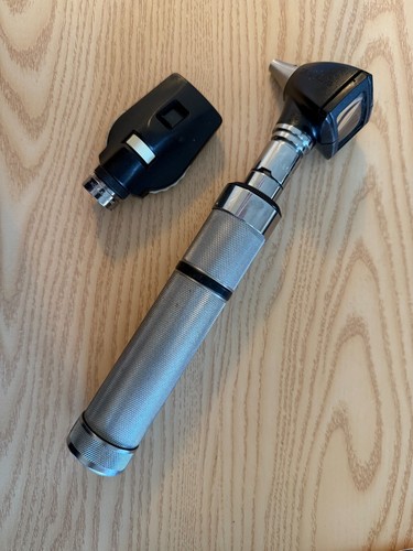 Welch Allyn 3.5v Otoscope Ophthalmoscope Set