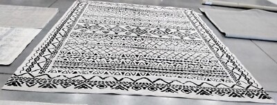 IVORY / BLACK 10' X 13' Broken Thread Rug, Reduced Price 1172746594 TUL268D-10