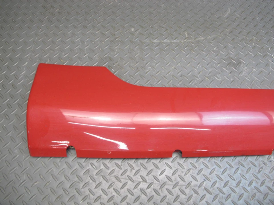 1987 - 1995 年 PORSCHE 928 S 摇杆成型面板裙子右侧和左侧套装红色 — 第 2/4 张图片