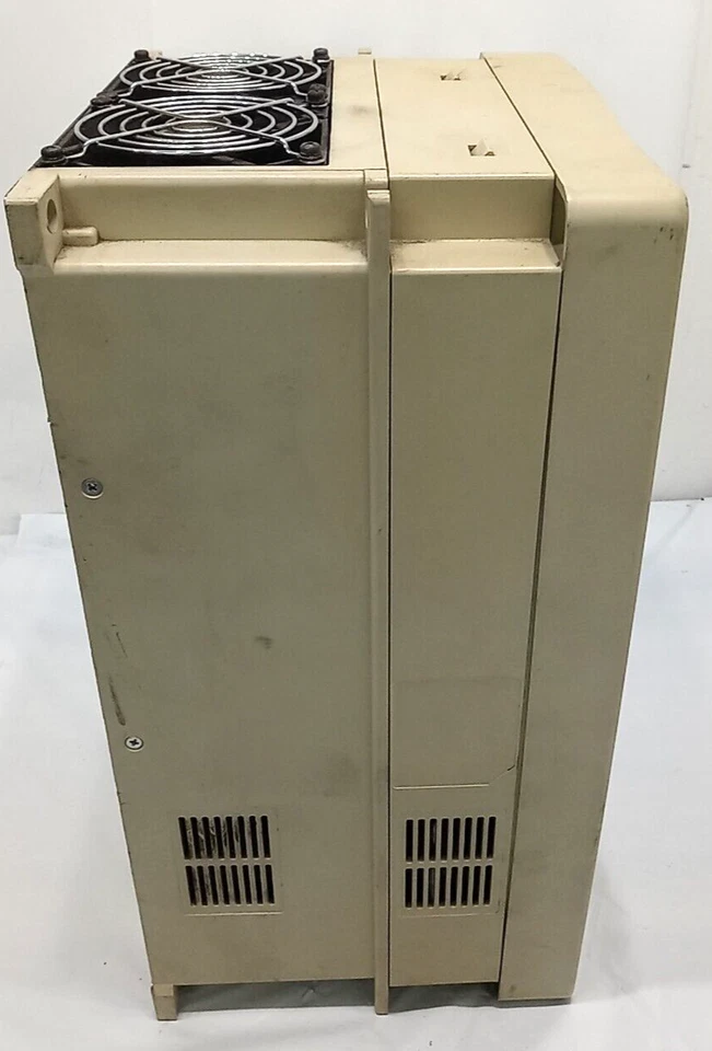 DURA PULSE AC DRIVE GS3-2025 380-480V-50/60HZ-3PH-39A INPUT Same As Pictures - Image 4 of 4