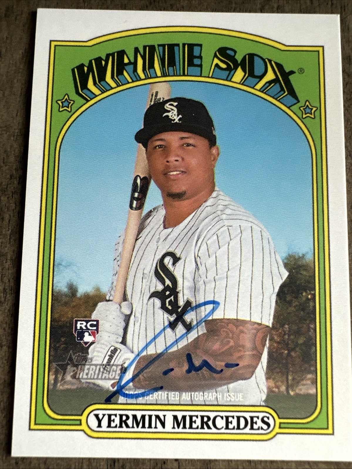 2021 Topps Heritage Yermin Mercedes Real Ones On Card Blue Ink Auto White Sox