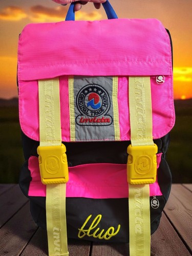 Invicta Fluo Jolly Pro 4 Magnum Backpack Vintage 90s Used Great Condition.