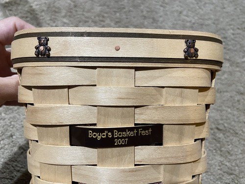 Longaberger Boyds Bear Country Basket Fest 2007 Forro Protector Tapa Madera Firmado - Imagen 10 de 16