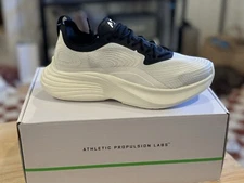 APL Women’s STREAMLINE IVORY/ BLACK Size 7