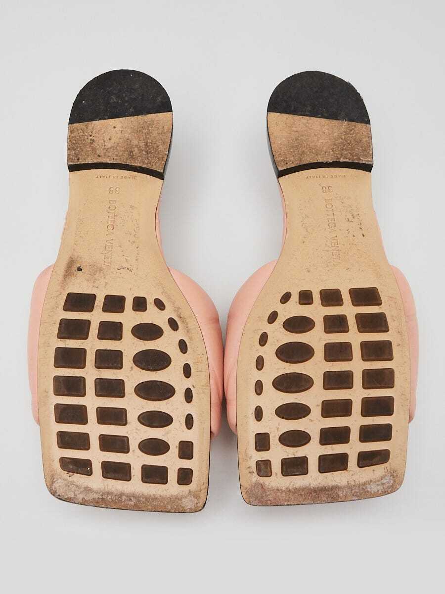 IT35.5★SALE★春夏BOTTEGA VENETA★パデッドミュールLIDOピンク Bottega Veneta - Lido Pink Hollyhock Woven Leather Flat Slide
