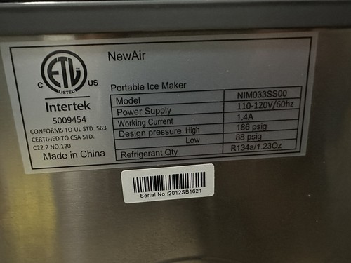 NewAir NIM033SS00 Portable Countertop Ice Maker (Tested) 33lb Ice Capacity - Picture 5 of 8