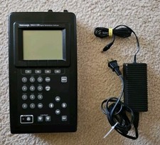 Tektronix DMA 120 Digital Modulation Analyzer Clean Powers on