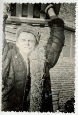 VINTAGE PHOTO HANDSOME SOLDIER MAN SNAPSHOT MILITARY GAY BEEFCAKE FOREIGN