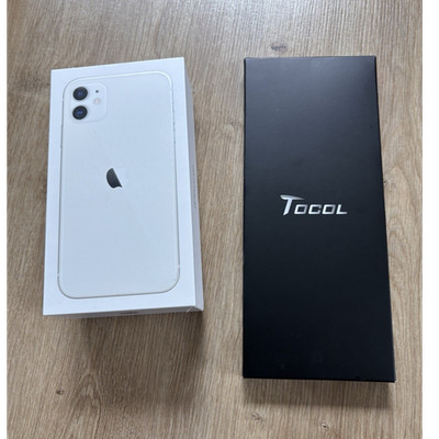 Apple iPhone 11 64GB Weiß mit EarPods und Zubehörpaket alles OvP, top Zustand 